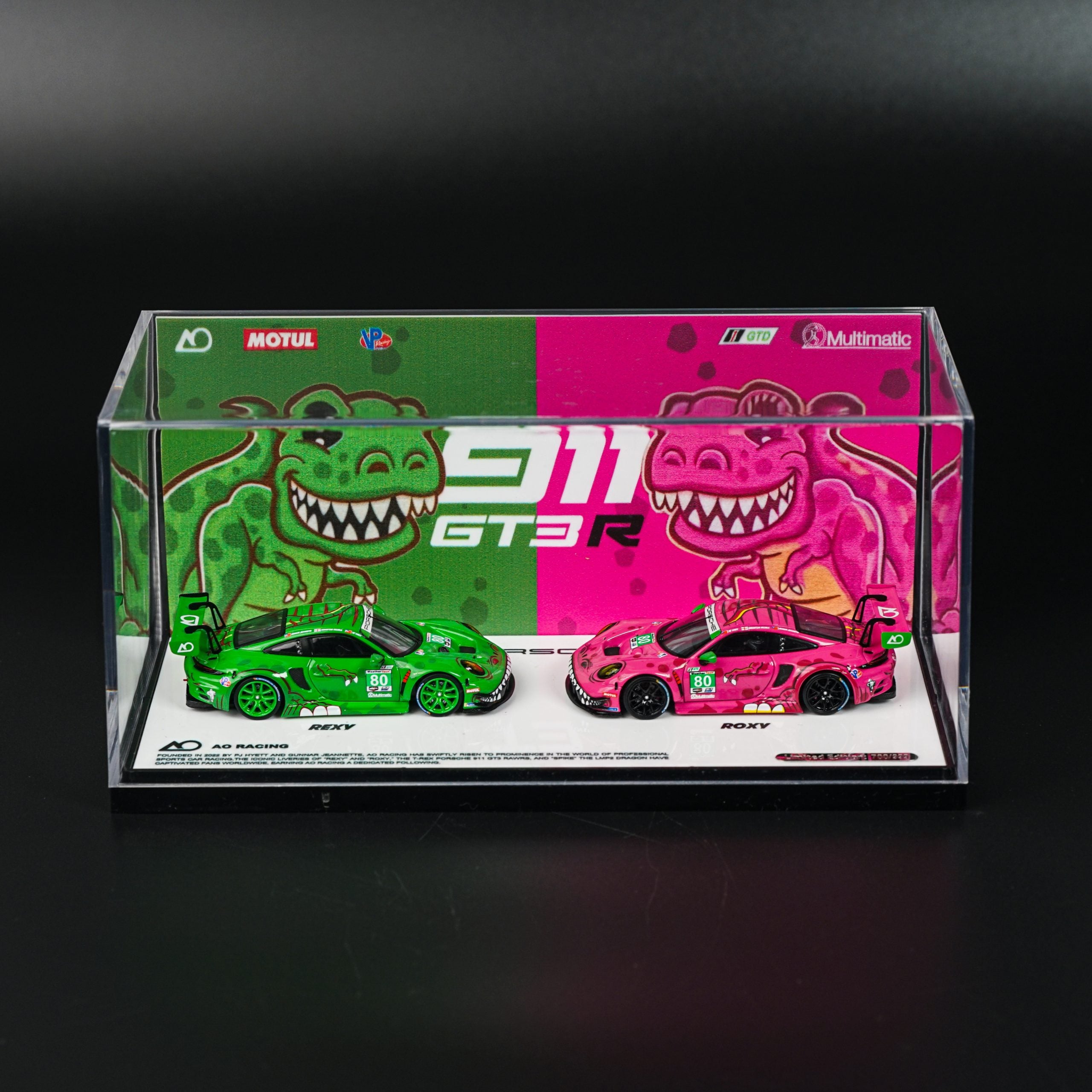 STAR RACE 1:64 Porsche 911 GT3 R Twin Pack Diecast Model – Green (Rexy) & Pink (Roxy) Dino Livery Display Set