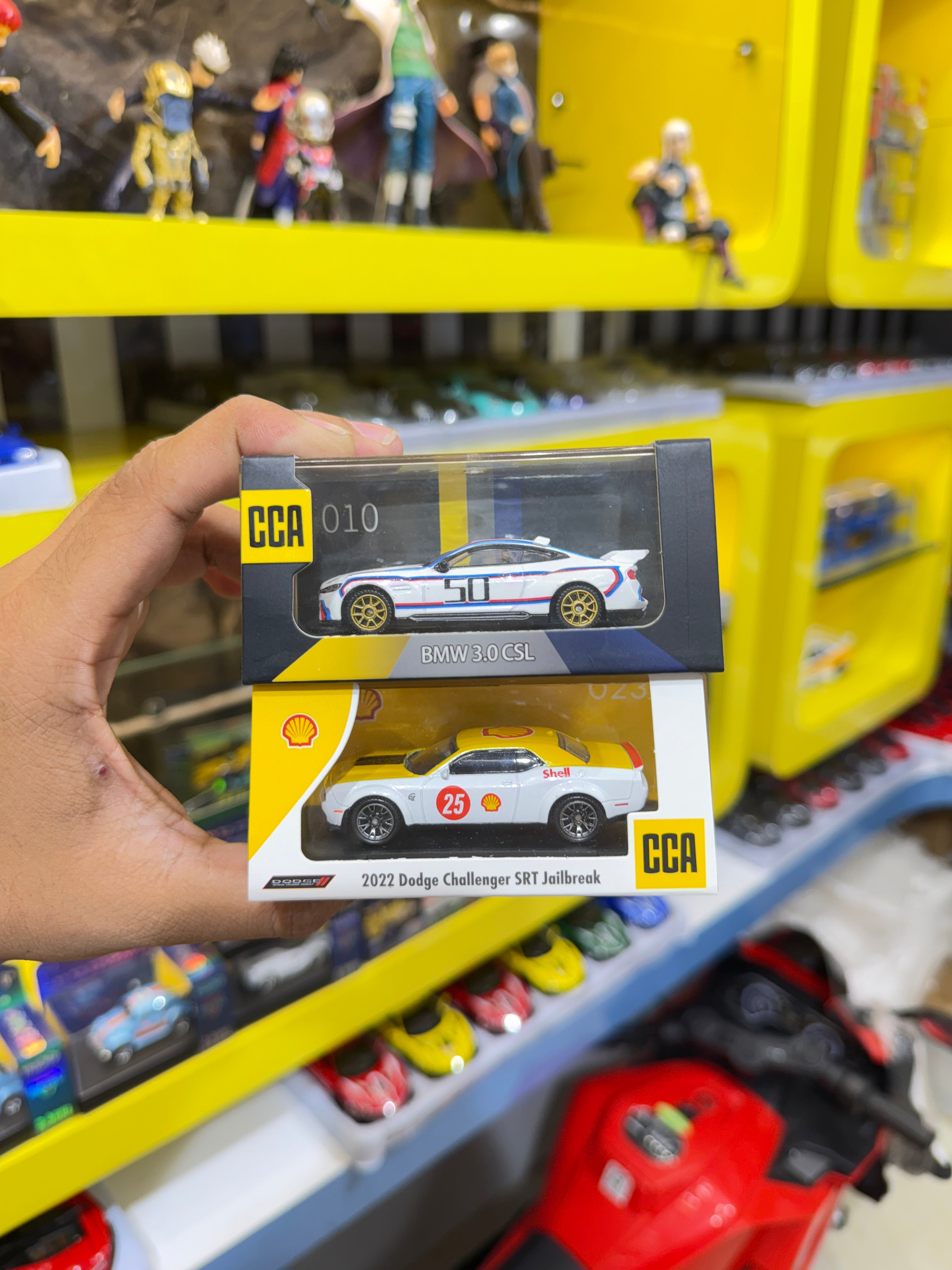 CCA BMW 3.0 CSL + CCA 2022 Dodge Challenger SRT Jailbreak Shell Edition 1:64 Scale Diecast Metal Toy Car Combo Pack