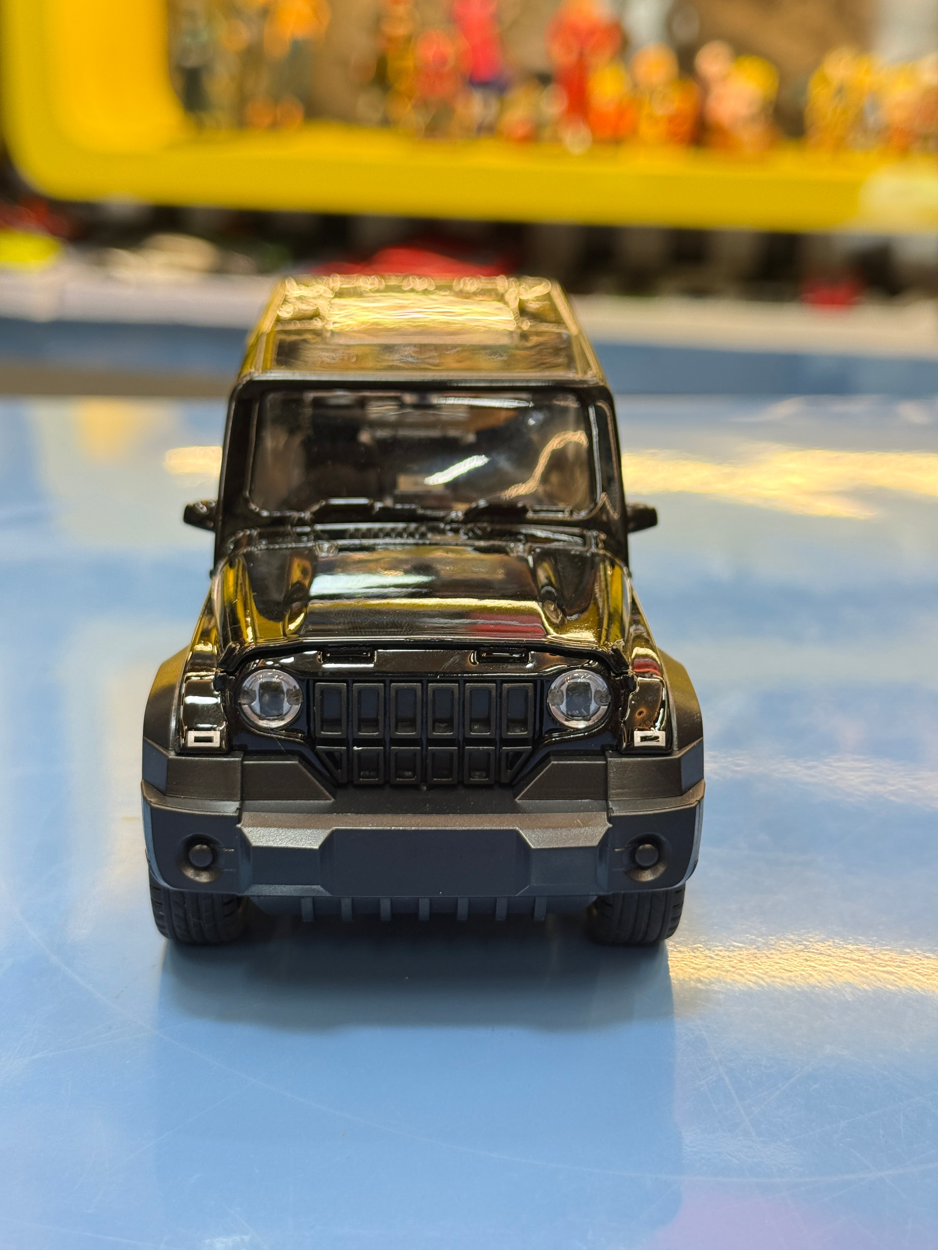 Premium Mahindra Thar 4x4 1:32 Scale Diecast Metal Car Model with Opening Doors & Bonnet (Black)