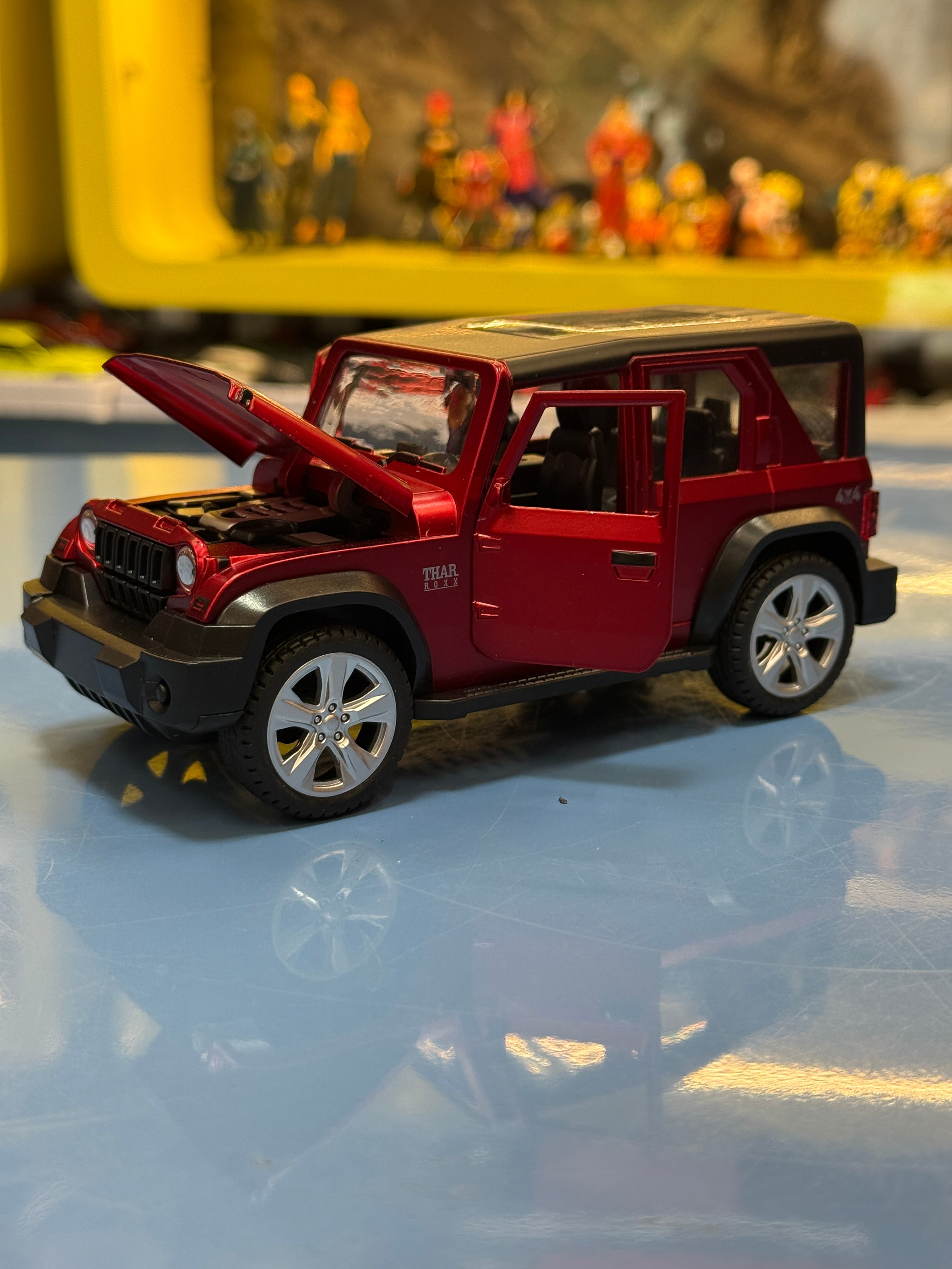 Mahindra Thar 4x4 1:32 Scale Premium Diecast Metal Toy Car Model with Opening Doors & Bonnet (Red)