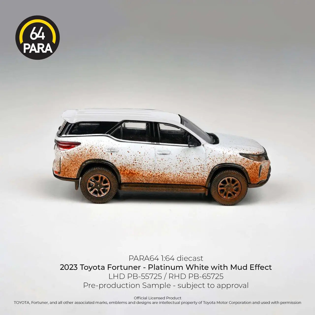 PARA64 1:64 Toyota Fortuner 2023 Platinum White Mud Effect Diecast Metal Toy Car (LHD/RHD Official Licensed)