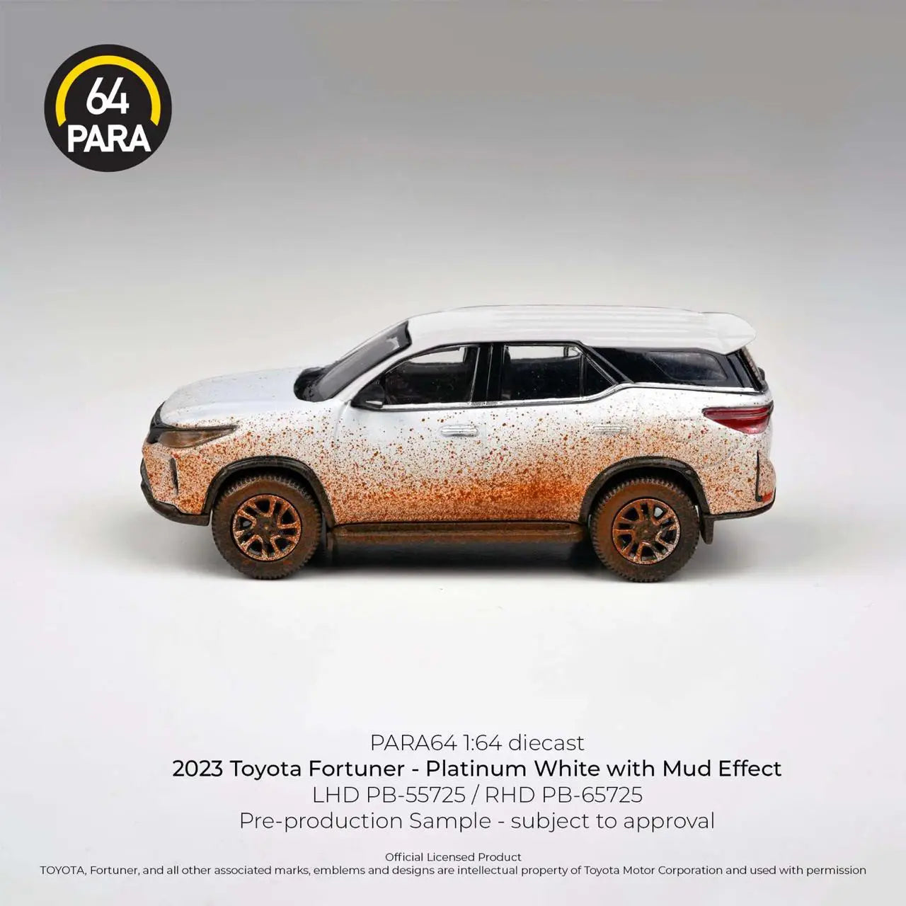 PARA64 1:64 Toyota Fortuner 2023 Platinum White Mud Effect Diecast Metal Toy Car (LHD/RHD Official Licensed)
